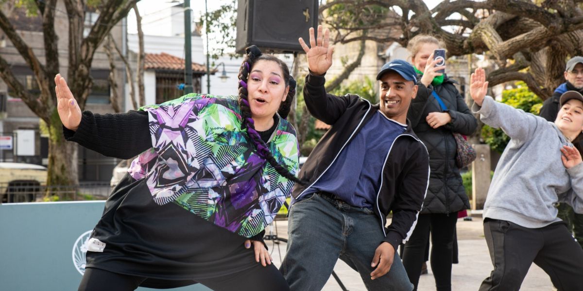 Danzas urbanas. Dance hall, afro house, popping, twerking, waackig y ...
